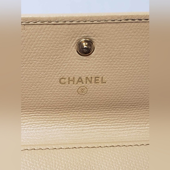 Chanel Beige Caviar Leather CC Logo Trifold Wallet Made in Italy - Picture 11 of 16